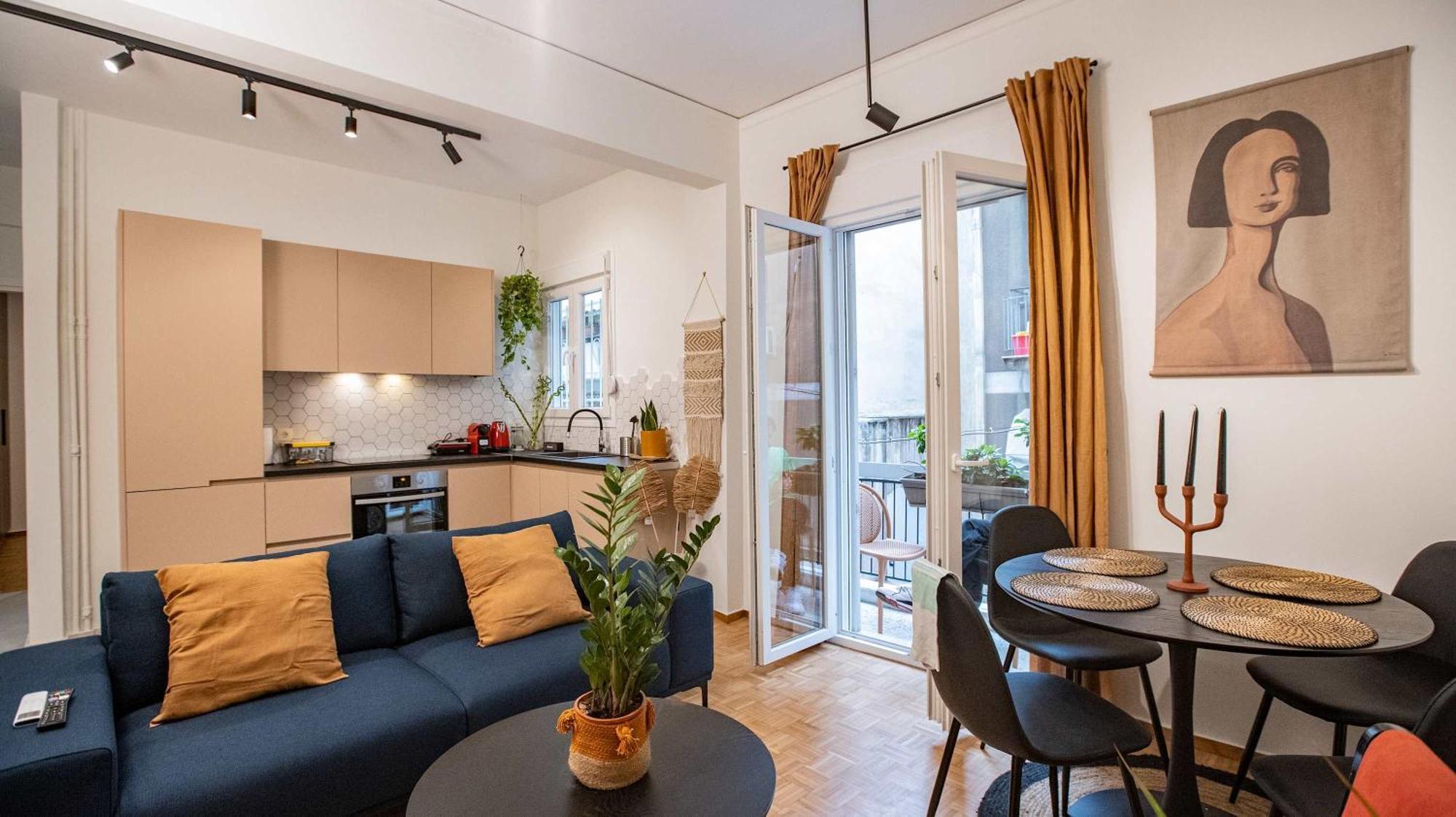 O&O Group - Eclectic Chic Thissio Apartment アテネ エクステリア 写真