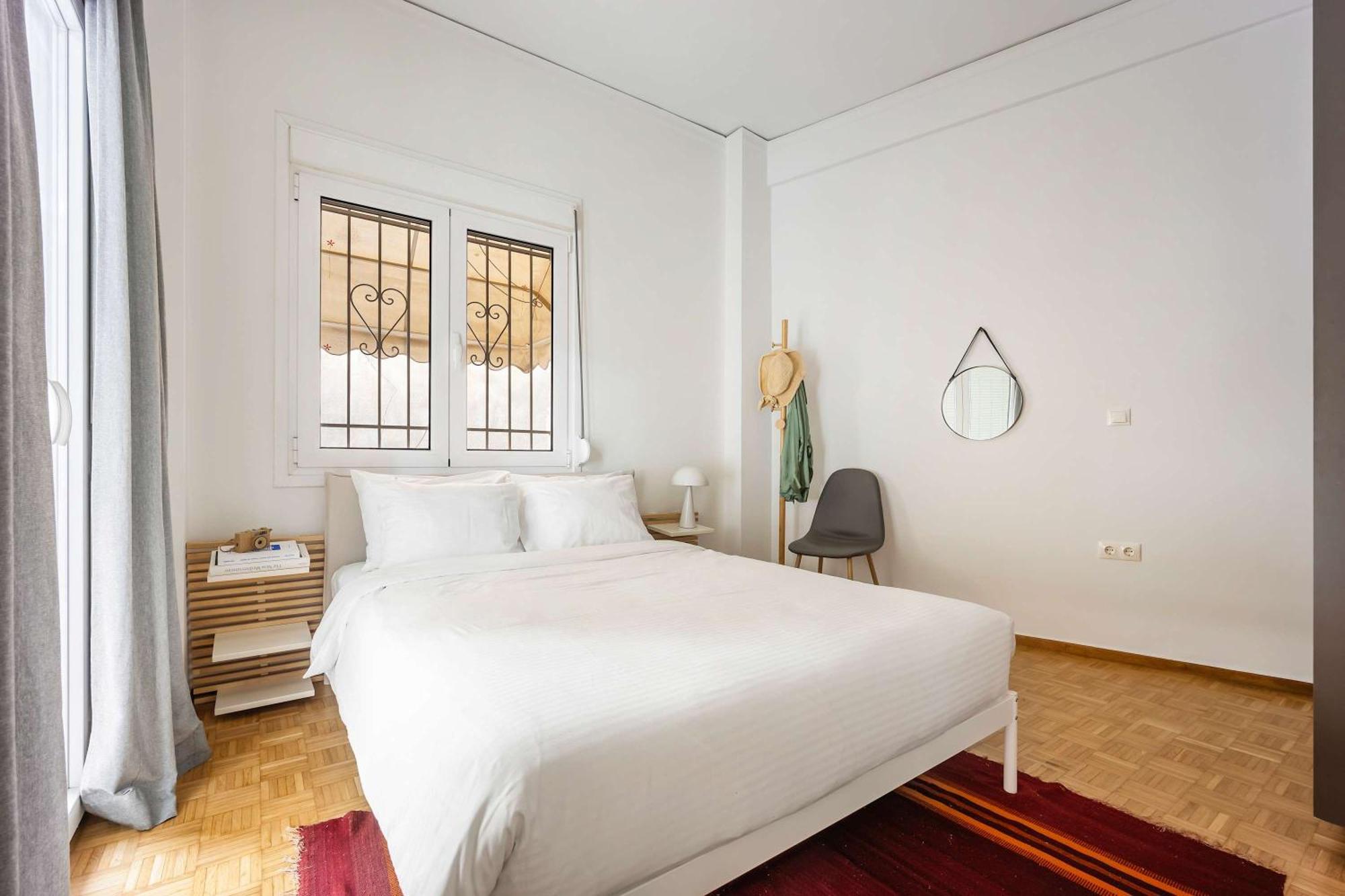O&O Group - Eclectic Chic Thissio Apartment アテネ エクステリア 写真