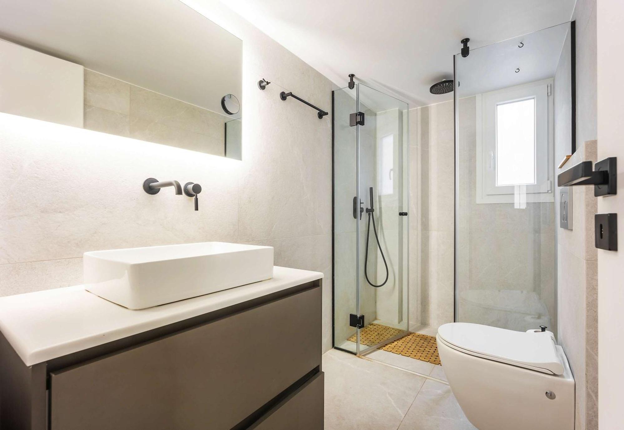 O&O Group - Eclectic Chic Thissio Apartment アテネ エクステリア 写真